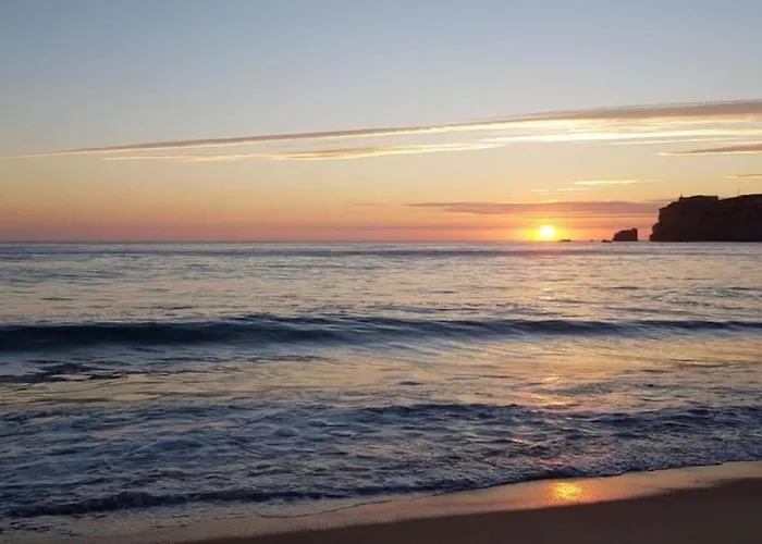 Daire Rodrigues Family House 73 *